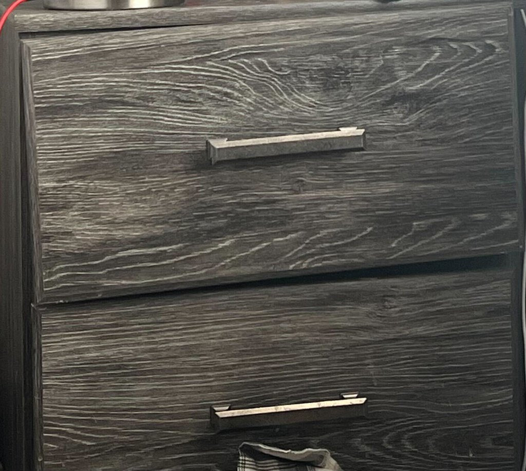 Dresser/Nightstand Set