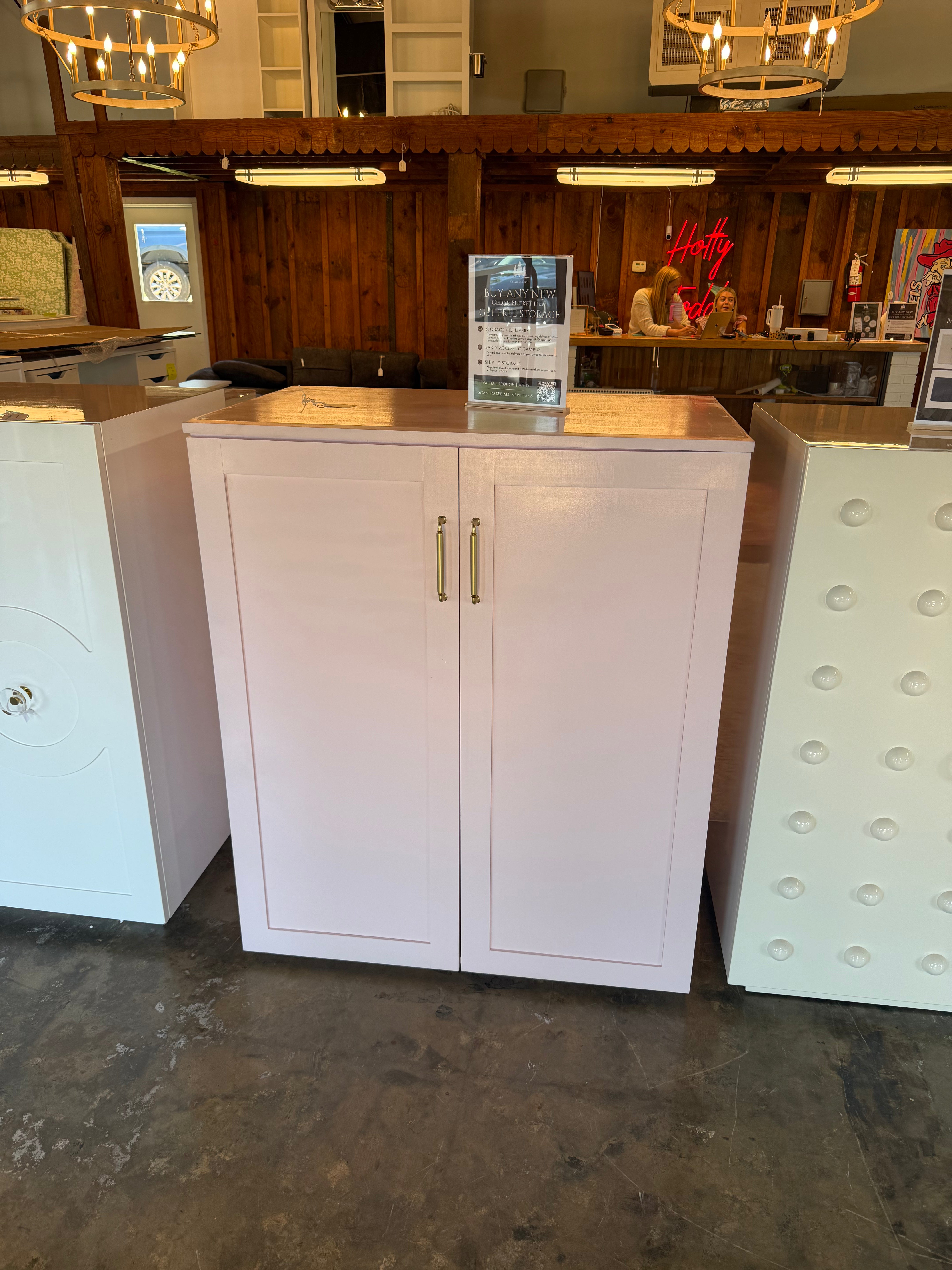 Cedar Bucket NEW Middle Cabinet