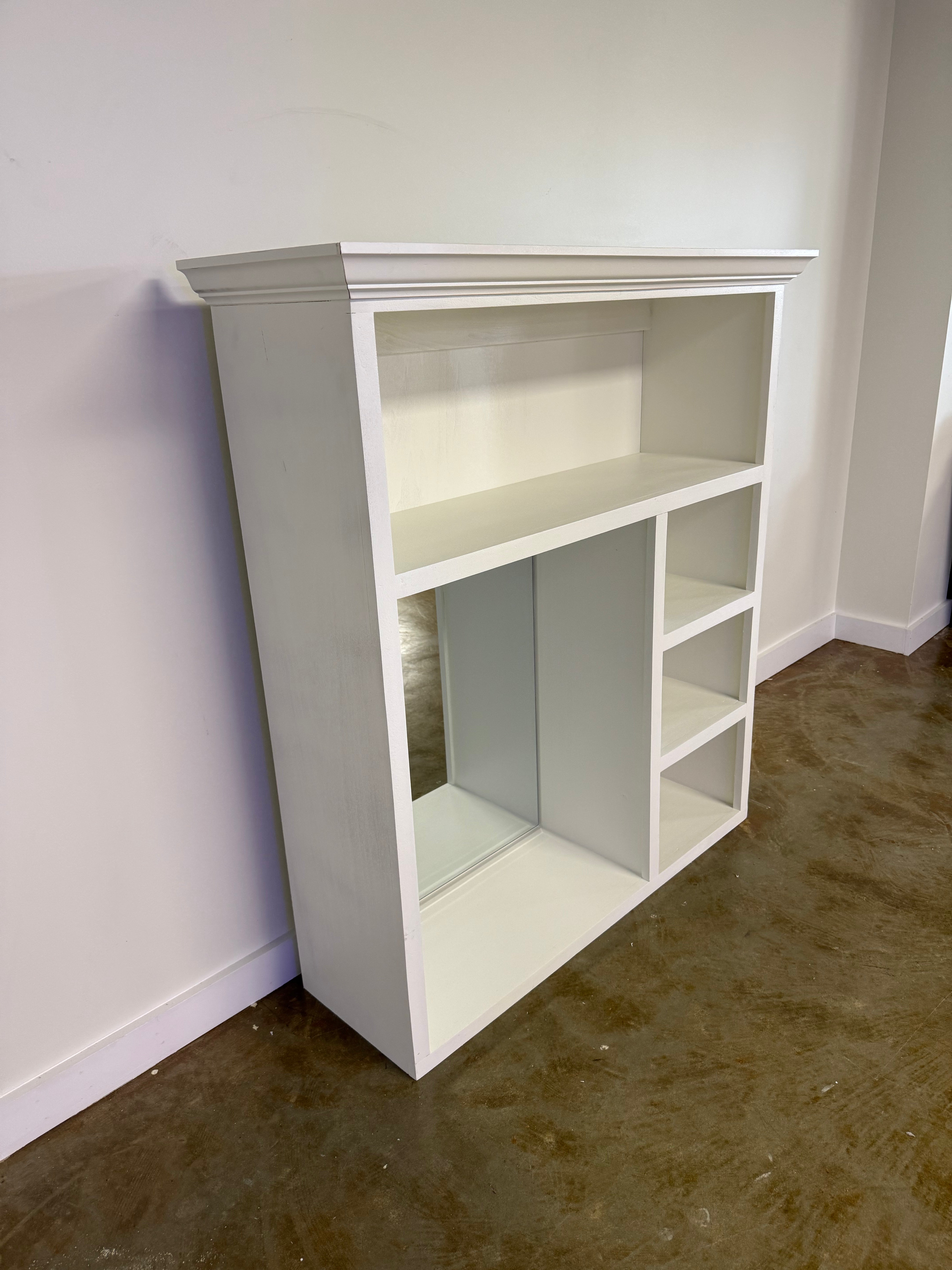 White Desk Hutch (High Trim + Mirror)