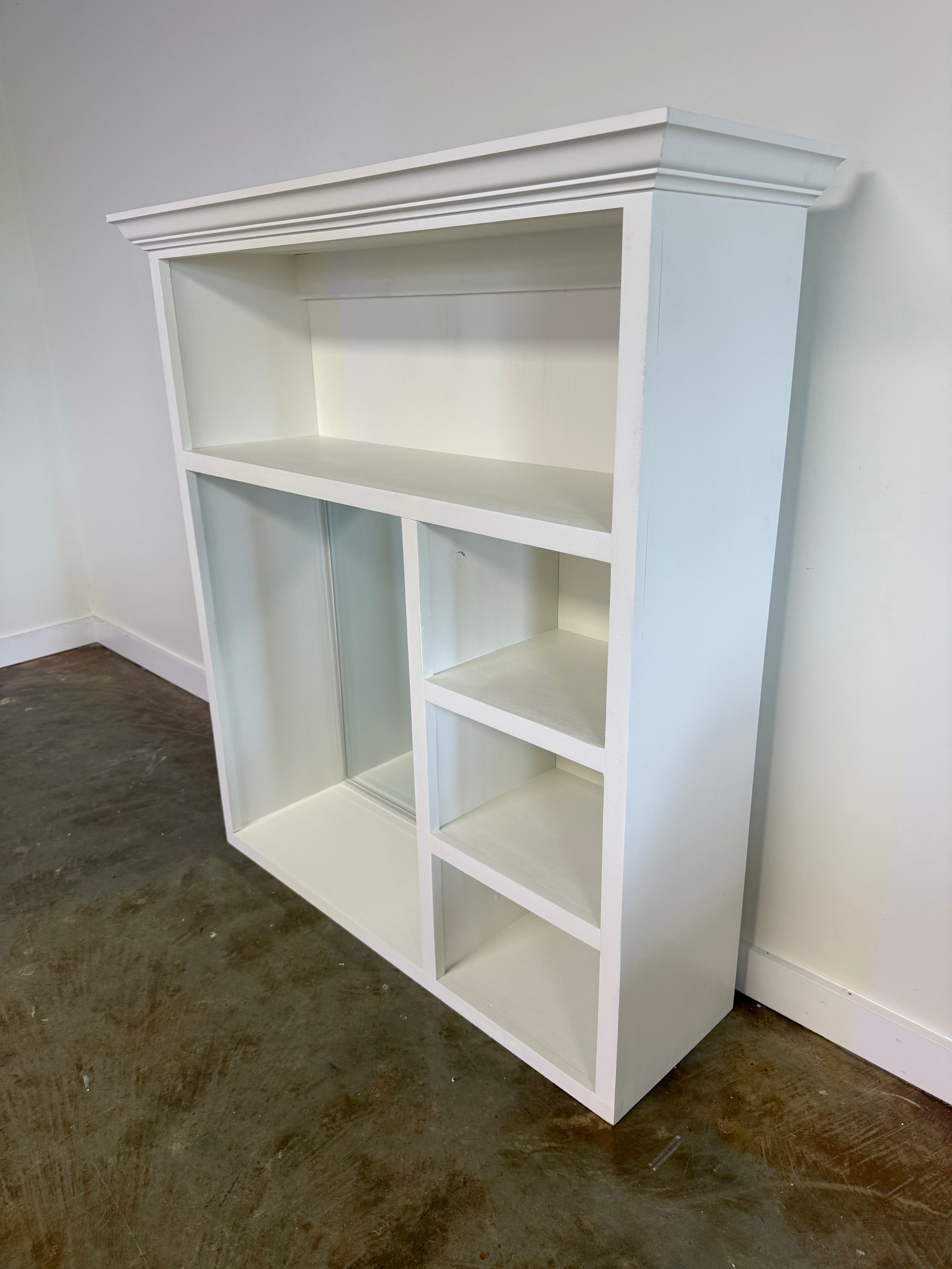 White Desk Hutch (High Trim + Mirror)
